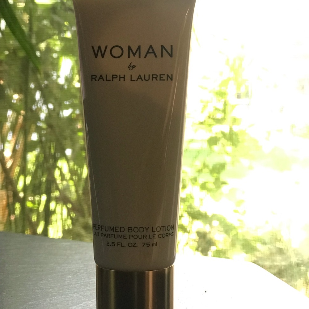 Woman perfumed body lotion by Ralph Lauren